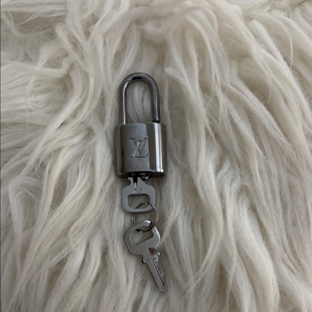 Louis Vuitton Metallic Lock and Key Set